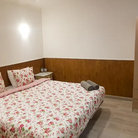 Waves Guesthouse-2